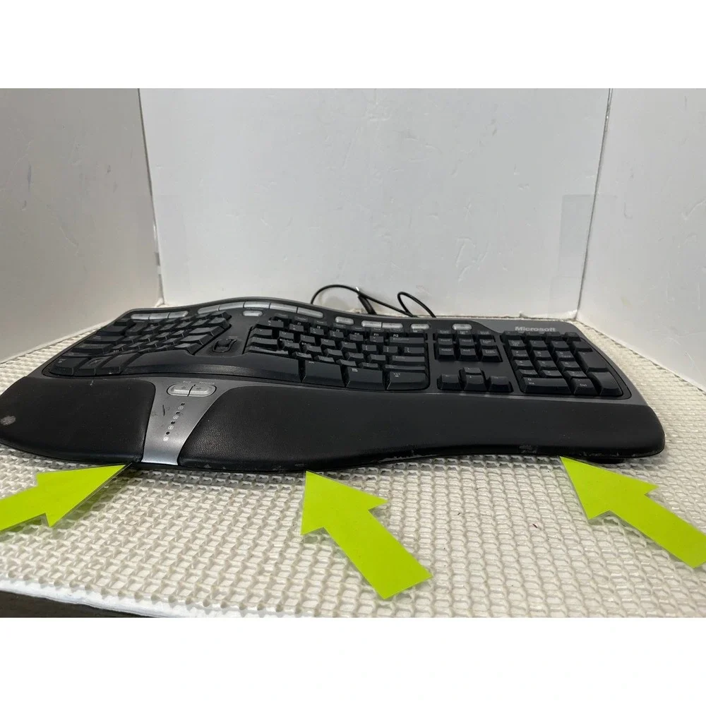 Microsoft Natural Ergonomic Keyboard 4000 v1.0 Model 1048 Wired USB Black Works
